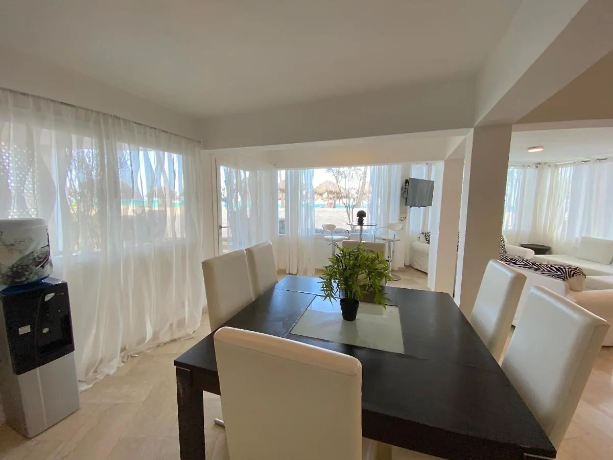 Deluxe Condo Beach Front Playa Los Corales Punta Cana