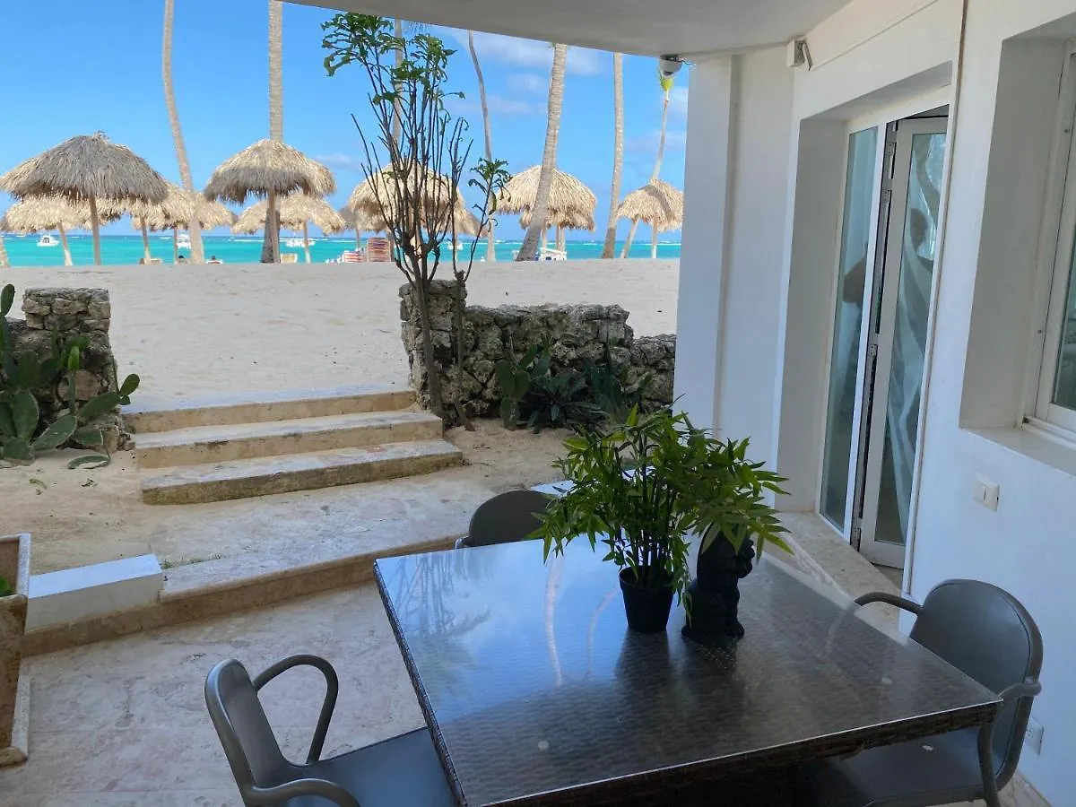 Deluxe Condo Beach Front Playa Los Corales Punta Cana Apartment