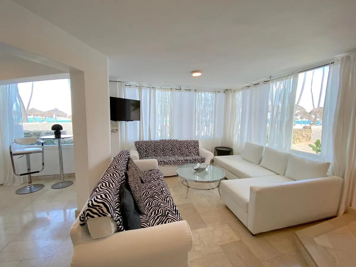 Deluxe Condo Beach Front Playa Los Corales Punta Cana